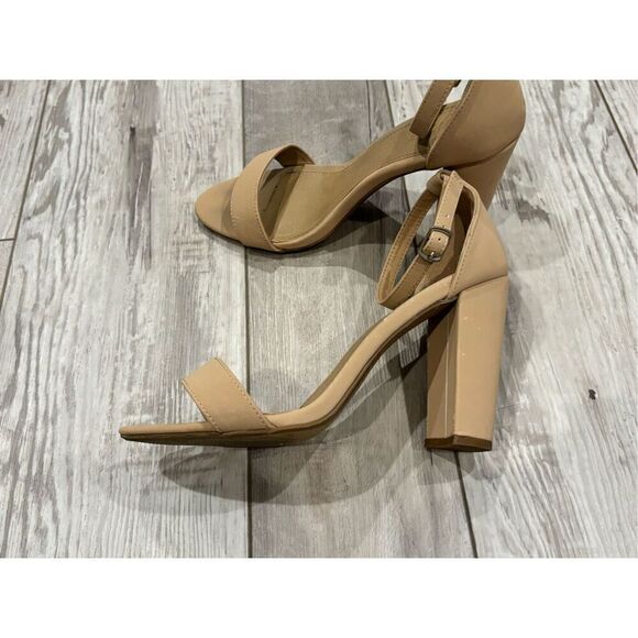 Charlotte Russe tan 4 inch heels size 9 - Picture 6 of 12
